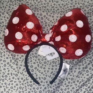 DISNEY GIANT BOW MINNIE EARS